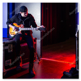 Backstage: microfoontest en afstemming met technicus